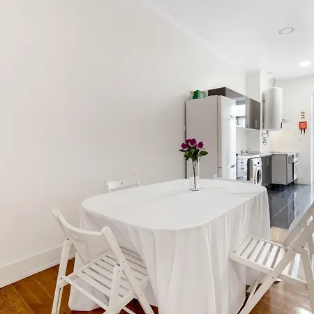 ゲストハウス Arroios - Second Floor