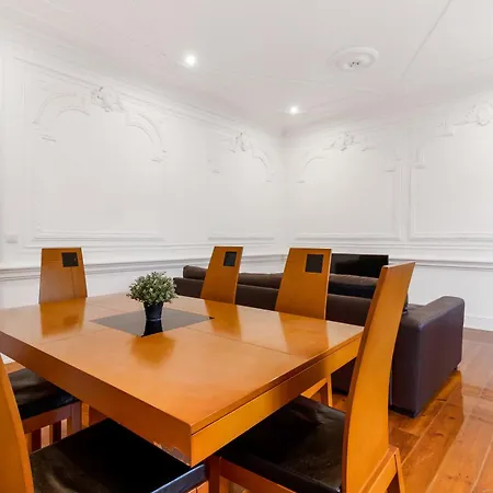 Pensión Arroios - Second Floor *